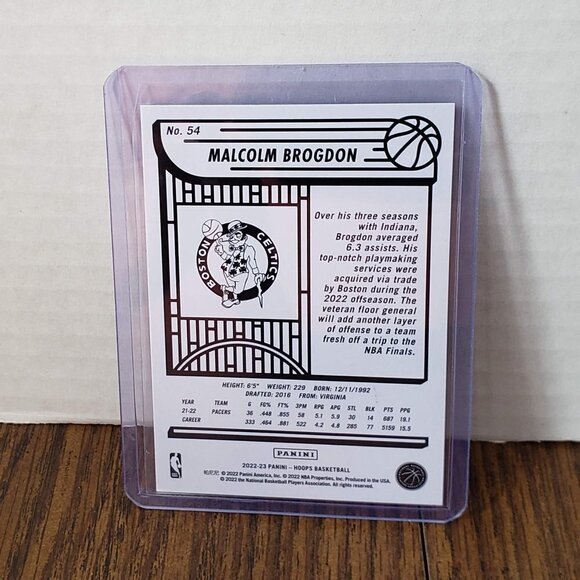 2022-23 NBA HOOPS Blue #54 Malcolm Brogdon Boston Celtics - Picture 4 of 4
